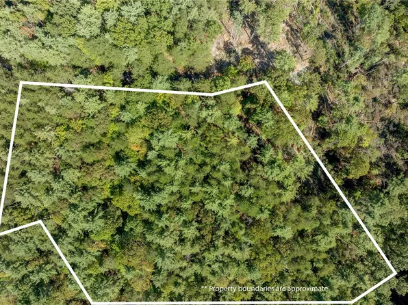 106 Sweetshrub Ct, Sunset, SC 29685