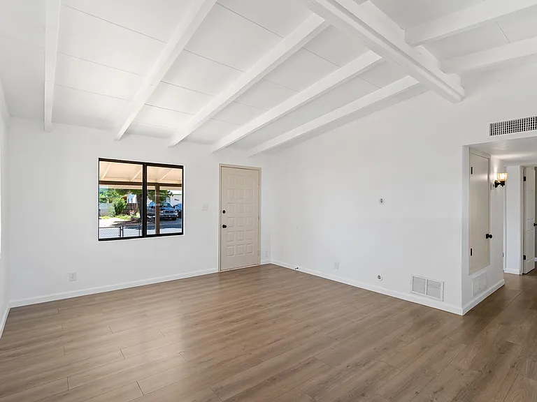 59 Keating St — Photo 15