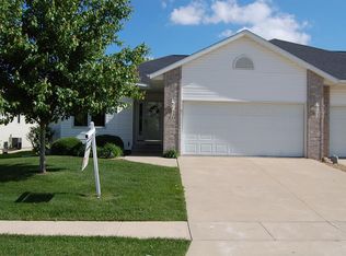 810 Winterberry Pl NE, Cedar Rapids, IA 52402