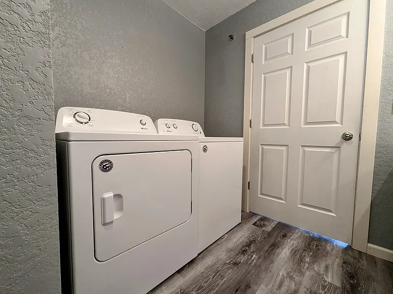 1319 B Ave W #26 — Photo 9