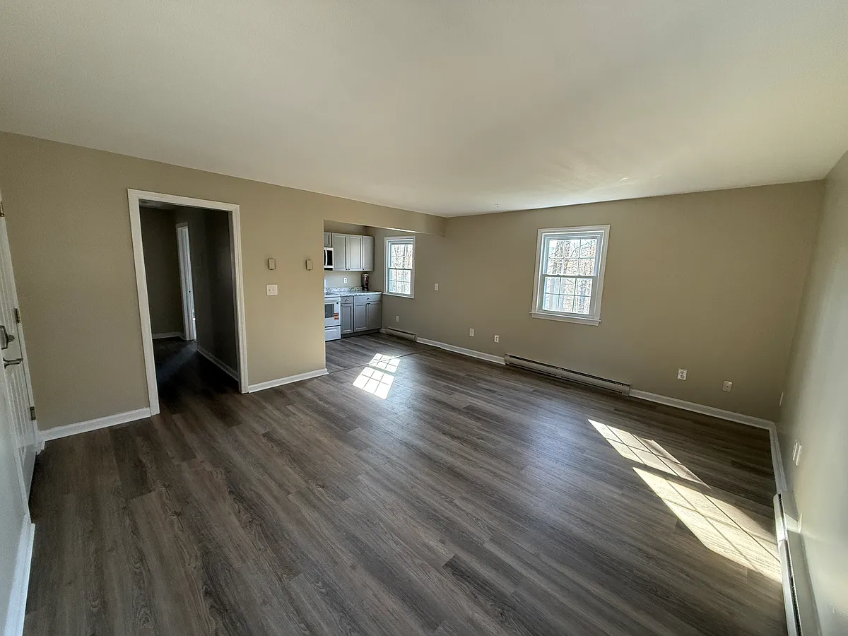Building Photo - 239 Old Farms Rd #18A