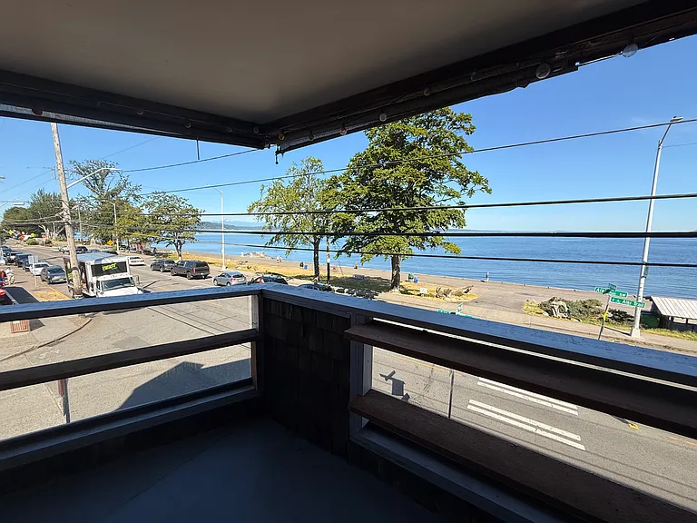 2770 Alki — Photo 17