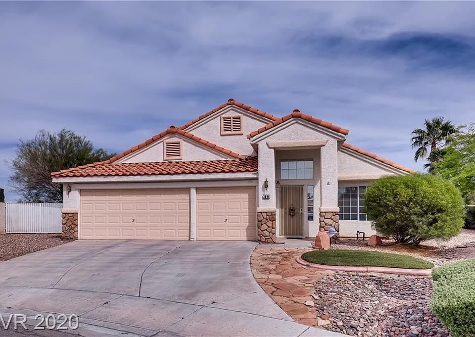 1st image of 3890 Yorba Linda Dr