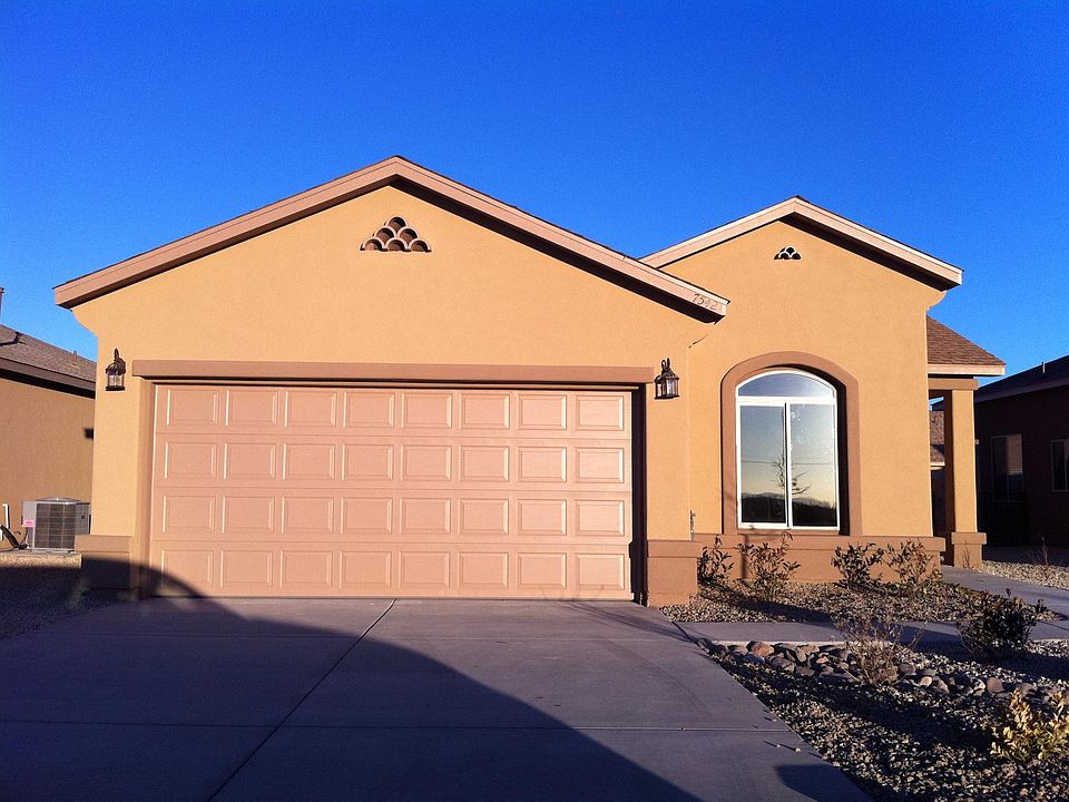 1st image of 7542 Sierra Bella Pl