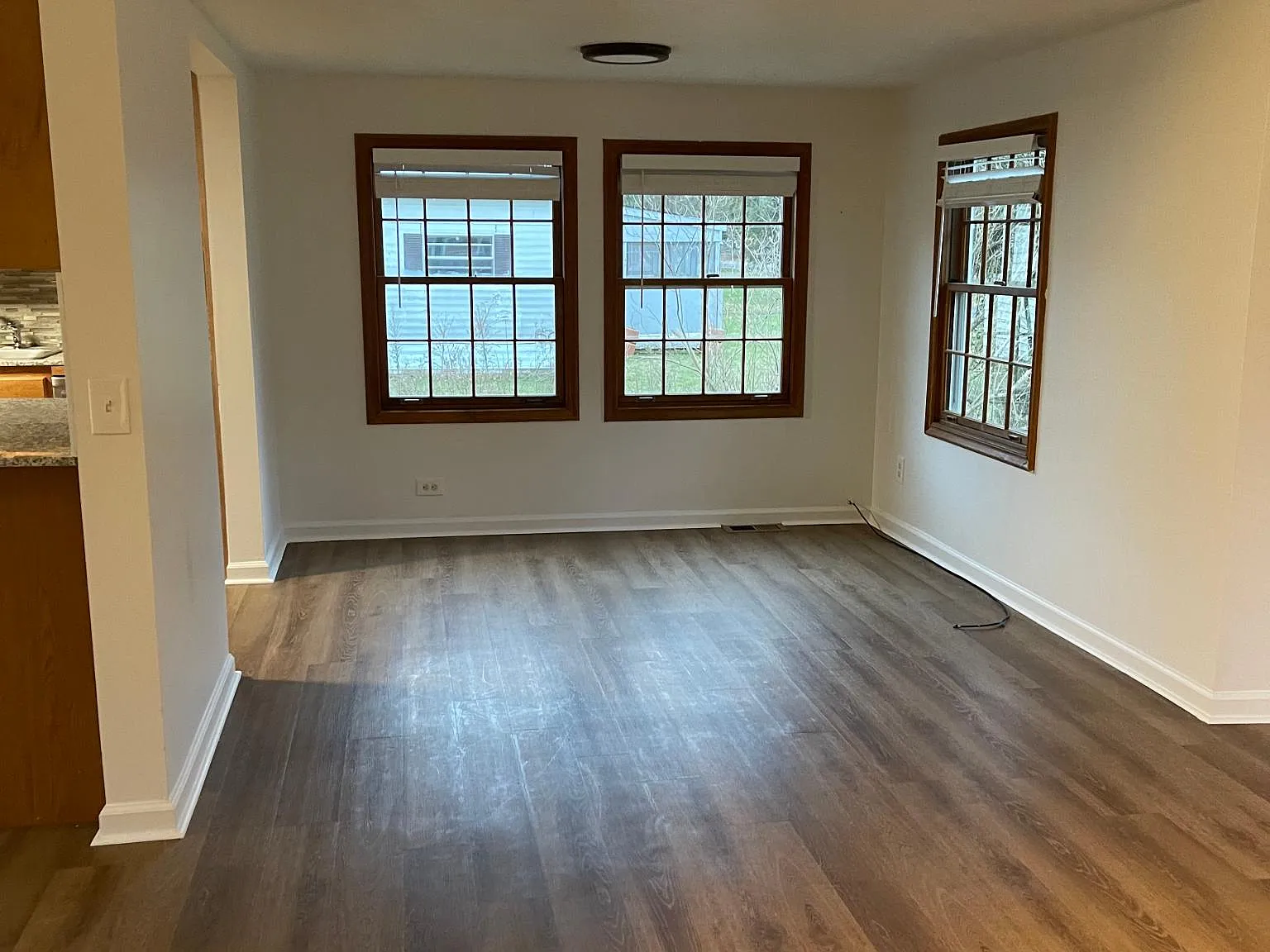 7766 Black Creek Rd — Photo 2