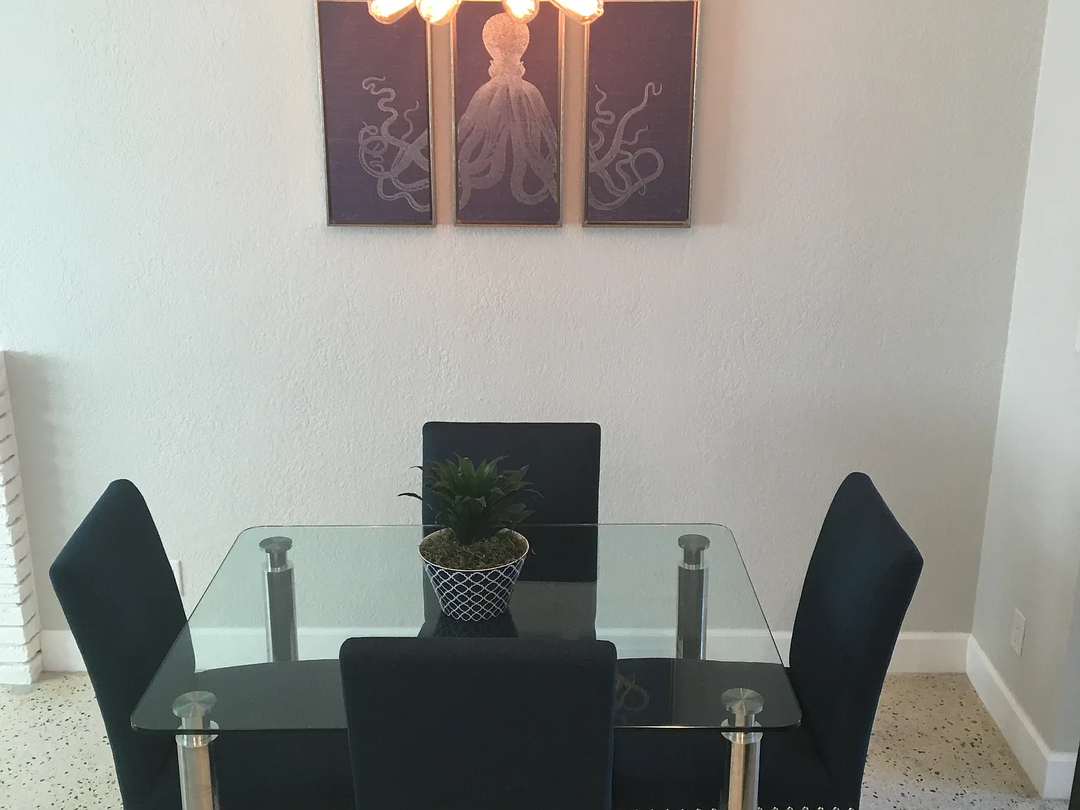 2 bed, 1300 sqft, $3,300 — Photo 3