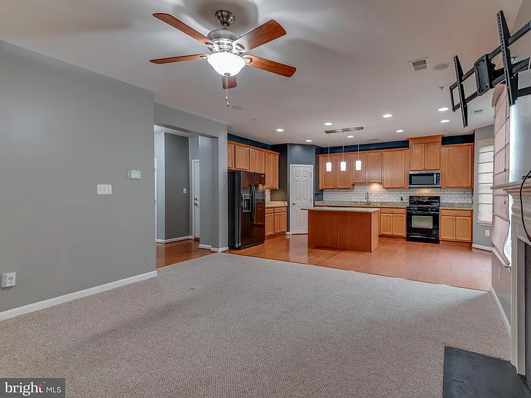 44241 Beaver Creek Dr — Photo 14