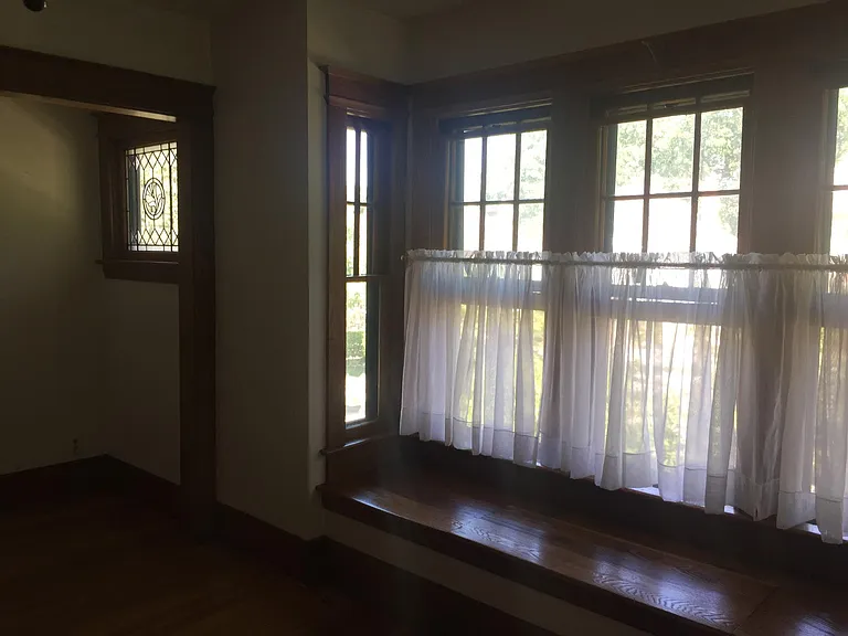 173 Shepard St #UPSTAIRS — Photo 13