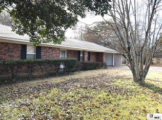 303 Oak St, Oak Grove, LA 71263