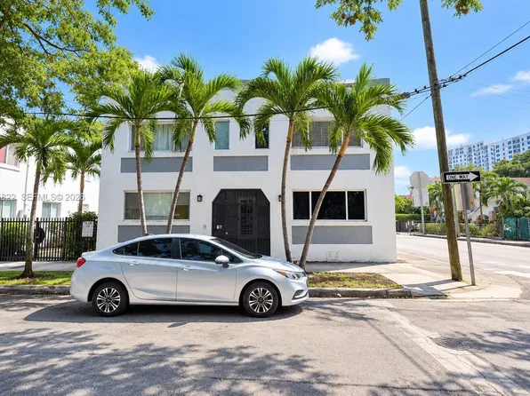 103 NW 6th Ave APT 3, Miami, FL 33128