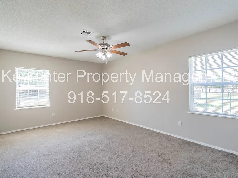 1707 S Nogales Ave — Photo 7