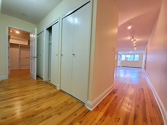 Rented by Julien Aractingi, LREB | media 7