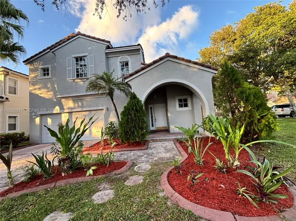 7459 NW 17th Dr, Pembroke Pines, FL 33024