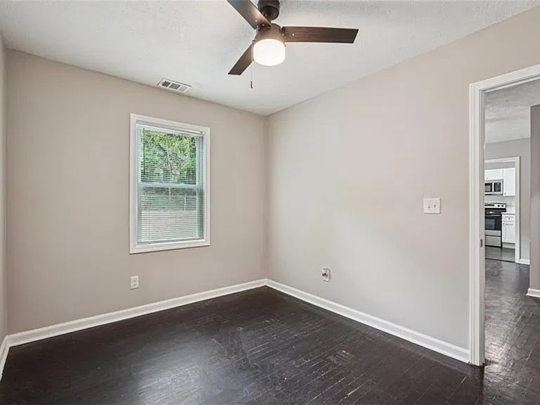 172 Meador Way SE — Photo 13