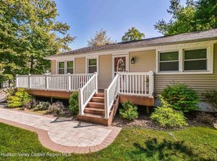 601 N Chodikee Lake Rd, Lloyd, NY 12528