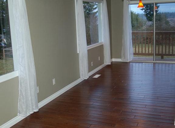 4th image of 5915 Soundview Dr