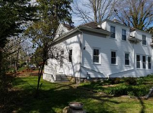 95 Hawthorn St #2, New Bedford, MA 02740
