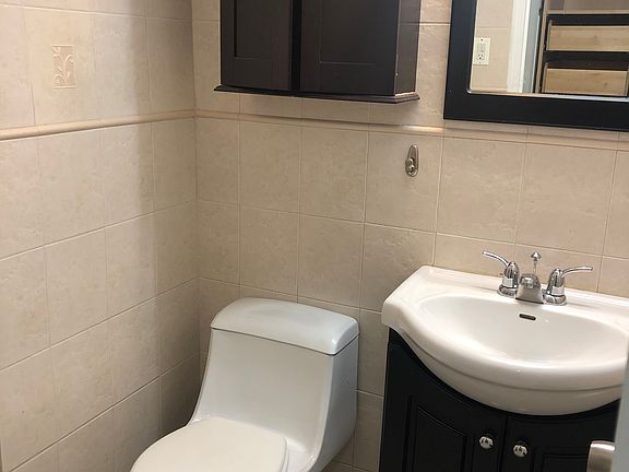 4th image of 6115 97th St APT 7R