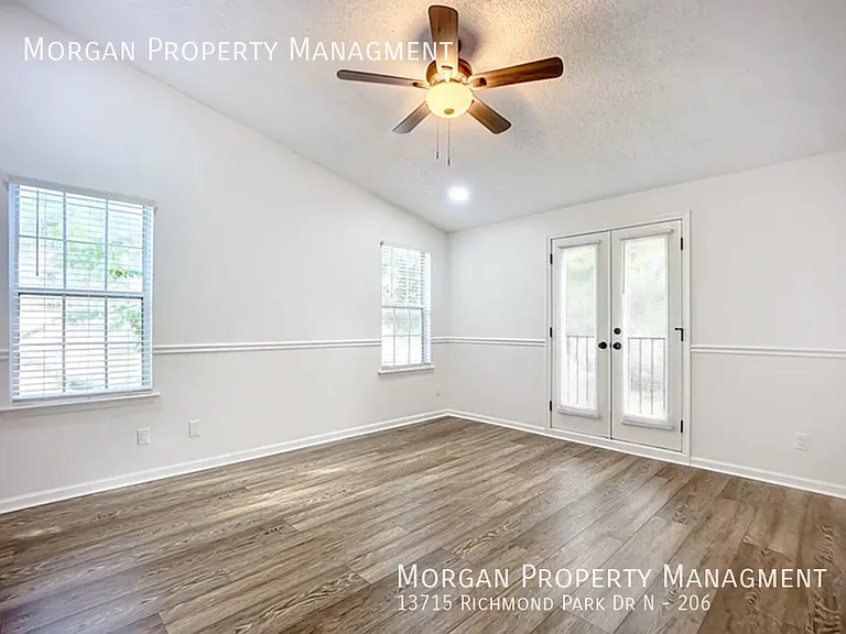 13715 Richmond Park Dr N #206 — Photo 10