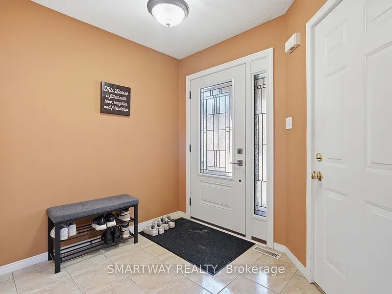 646 Ridgeview Dr — Photo 6