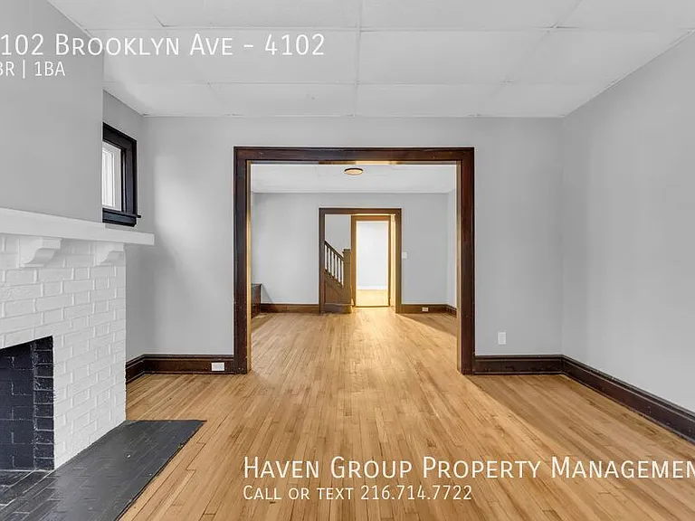 4102 Brooklyn Ave #4102 — Photo 7