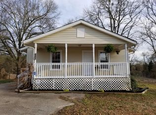 409 Scenic Dr, Greer, SC 29651