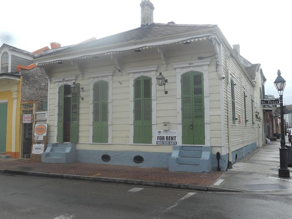 1st image of 942 Saint Peter St