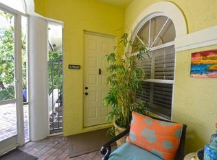 2741 Twin Oaks Way, Wellington, FL 33414