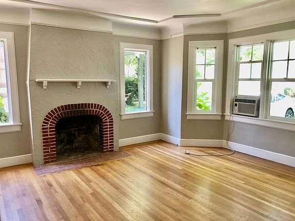 5th image of 941 Santa Ynez Way APT 1