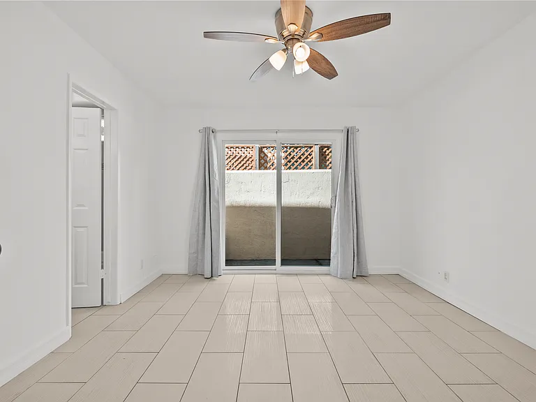 1450 Harvard St #3 — Photo 9