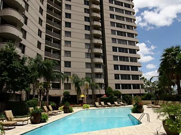 3525 Sage Rd APT 1110, Houston, TX 77056