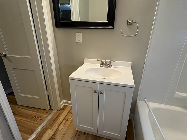 10012 Robinson Ave #2 — Photo 10