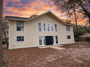 770 Lakeview Dr, Defuniak Springs, FL 32433