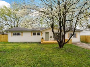 521 N West Ave, Republic, MO 65738