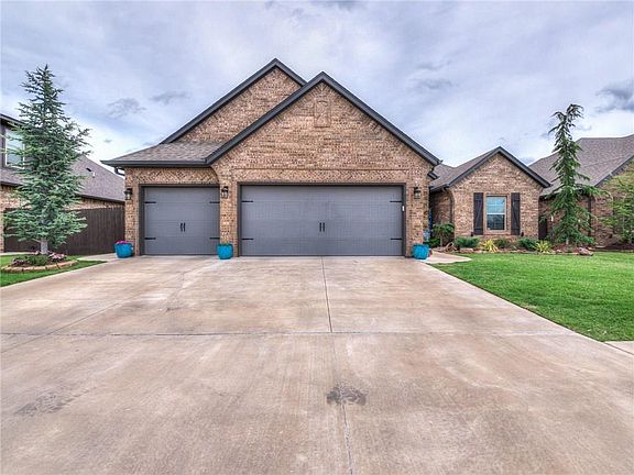 2nd image of 2612 Coles Creek Ln