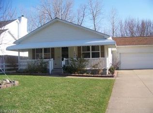 1960 Springfield Lake Blvd, Akron, OH 44312