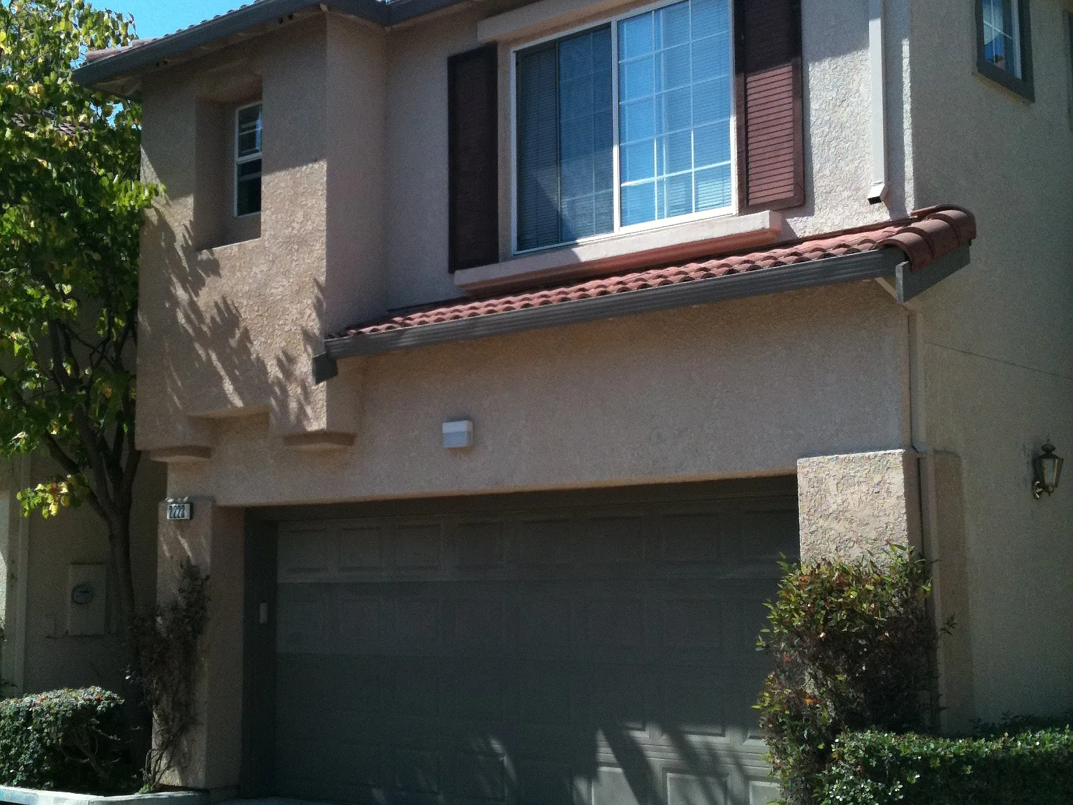 3 bed, 2.5 bath, 1321 sqft, $3,999 — Photo 2