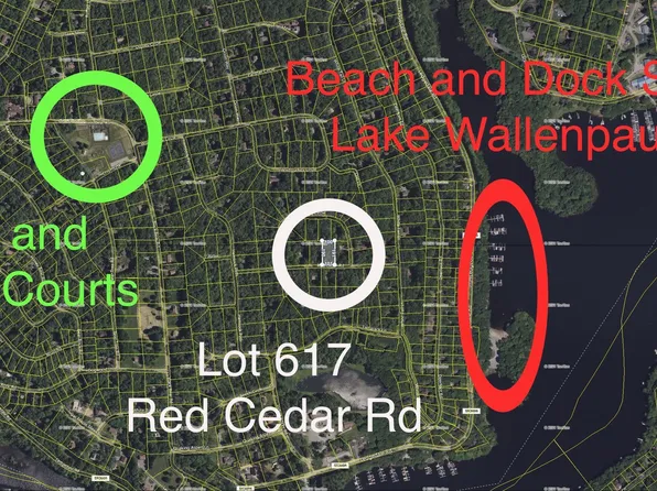 617 Red Cedar Rd, Lake Ariel, PA 18436