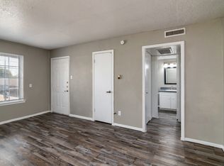 Royal Terrace: All Bills Paid! Leasing Specials! Renovated Euless Apartments, New Management!, Euless, TX 76040