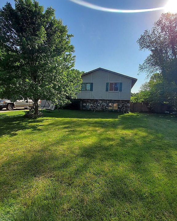 1st image of 3810 Evaline Dr