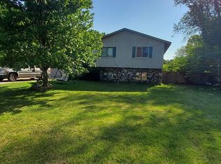 3810 Evaline Dr, Muskegon, MI 49444