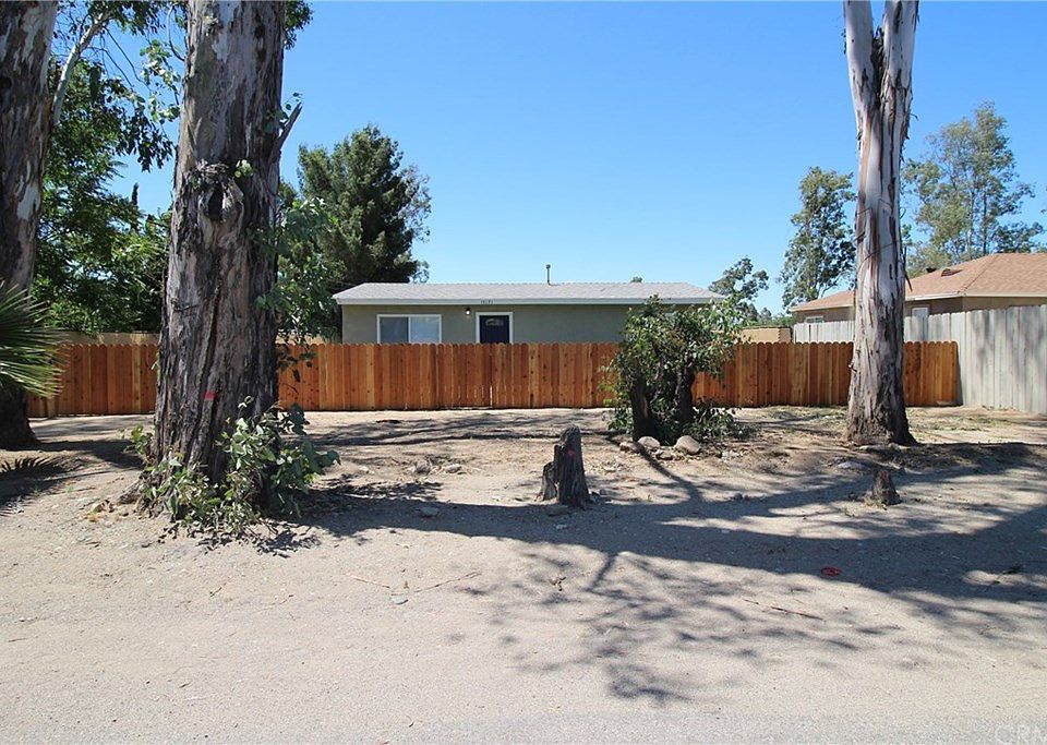1st image of 15171 Randall Ave