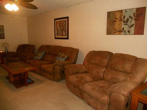 3rd image of 4863 Brannan Dr E #4863