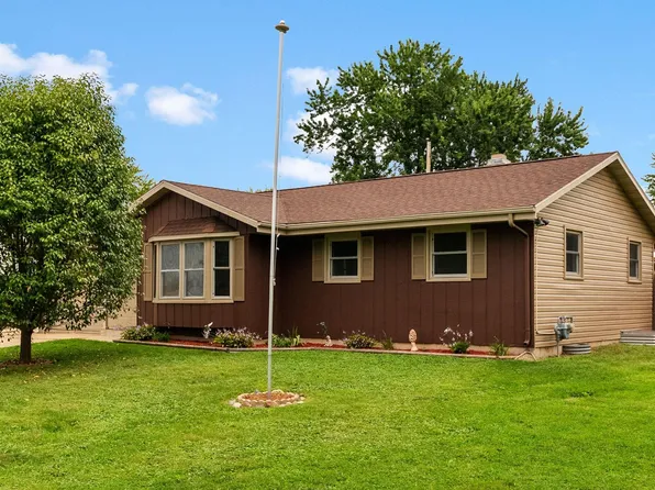1821 S Marion Ave, Janesville, WI 53546