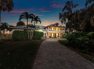 5855 SW Mapp Rd, Palm City, FL 34990