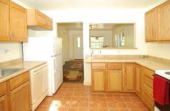 5th image of 936 S Grace Ct