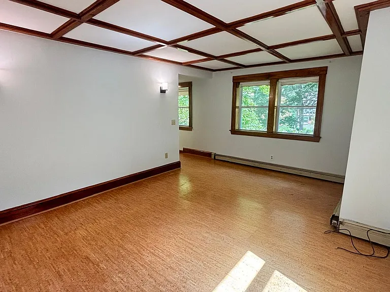 10 Mellen St #10 — Photo 3
