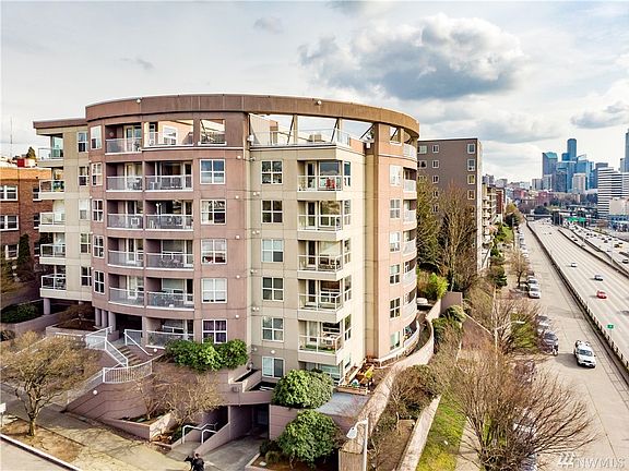 2nd image of 530 Melrose Ave E APT 503