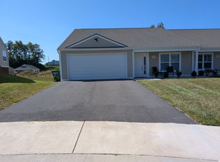 285 Birds Nest Dr, Christiansburg, VA 24073