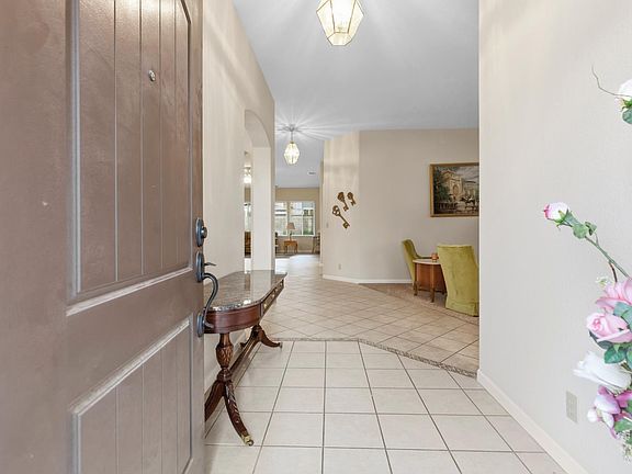 5th image of 1800 Hemstead Ct
